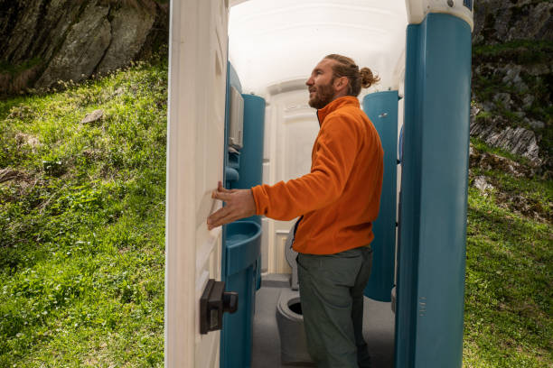 Best Portable restroom trailer rental  in Macarthur, WV